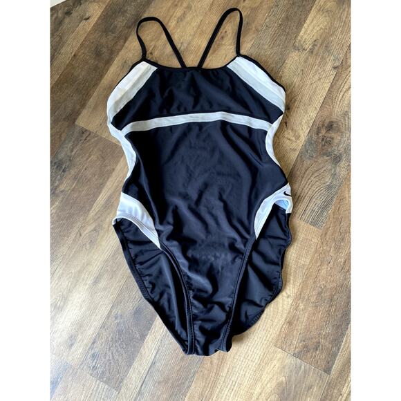 Nike Womens SZ 8 Black/White/Gray One Piece Swimsuit - Picture 2 of 8